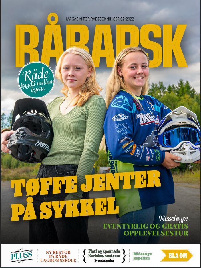 Forside Råbars høst 2022, 2 jenter med hjelm i hånden, tekst: Tøffe jenter på sykkel - Klikk for stort bilde